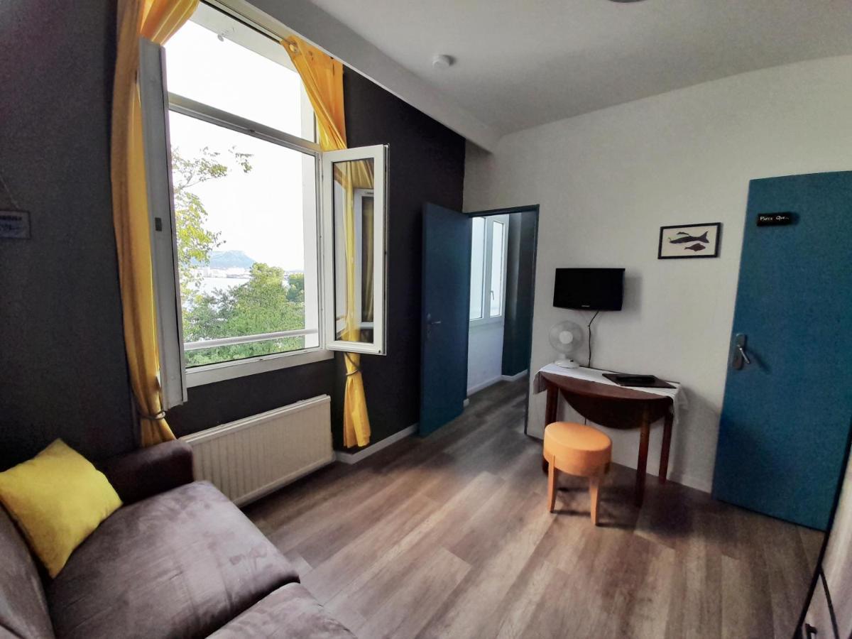 Villa-Chateau Les Terrasses - Tamaris, Plage Des Sablettes, Mer Au Bas De La Propriete La Seyne-sur-Mer Zewnętrze zdjęcie
