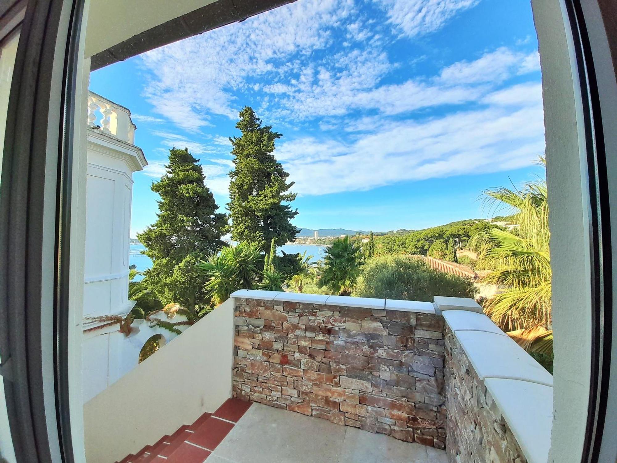 Villa-Chateau Les Terrasses - Tamaris, Plage Des Sablettes, Mer Au Bas De La Propriete La Seyne-sur-Mer Zewnętrze zdjęcie