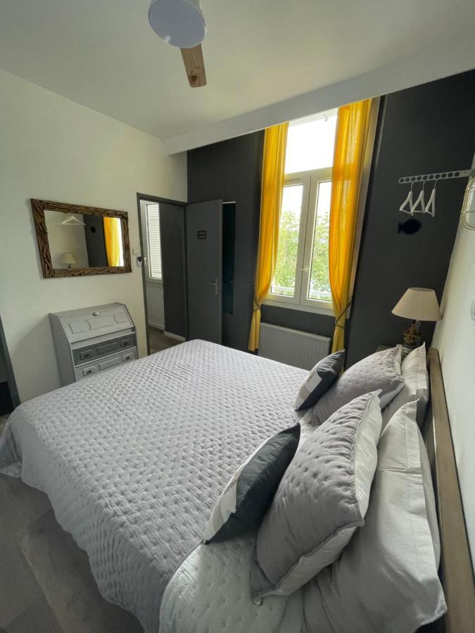 Villa-Chateau Les Terrasses - Tamaris, Plage Des Sablettes, Mer Au Bas De La Propriete La Seyne-sur-Mer Zewnętrze zdjęcie